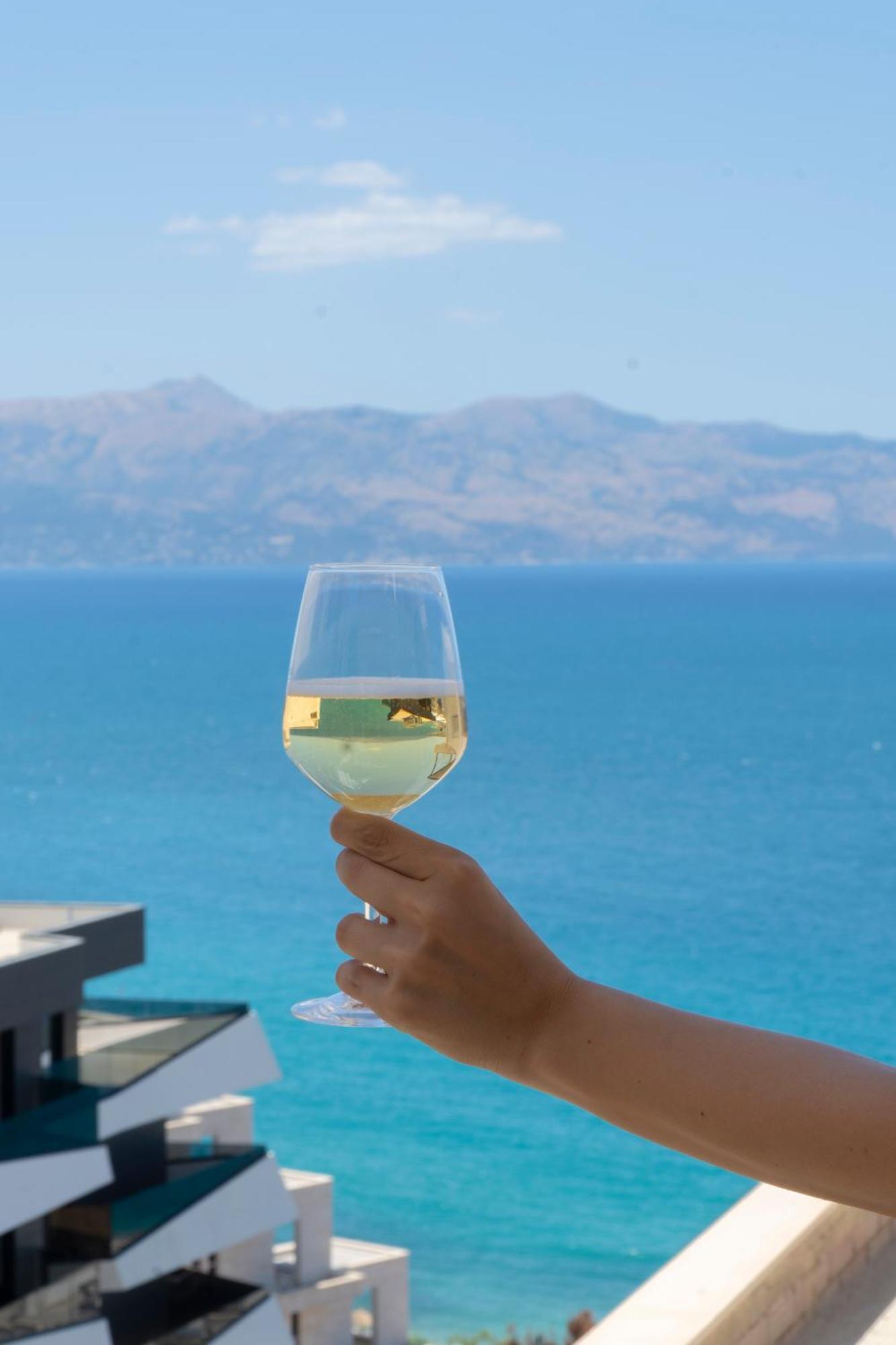 Mateo Apartments Sarandë Eksteriør bilde