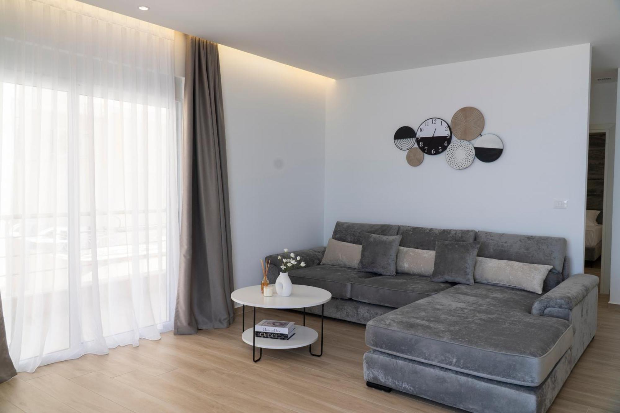 Mateo Apartments Sarandë Eksteriør bilde