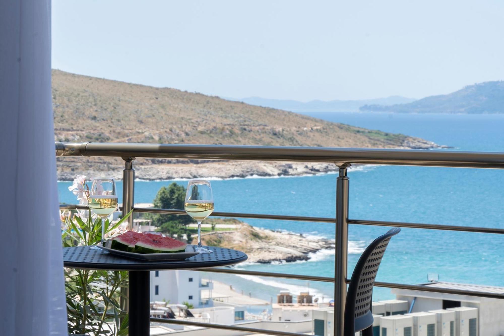 Mateo Apartments Sarandë Eksteriør bilde